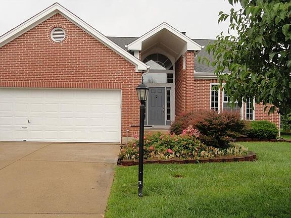 2nd image of 1419 Weatherfield Ct