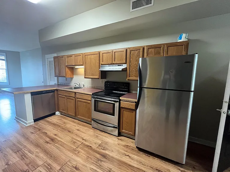 227 W Riverside Ave #311 — Photo 6
