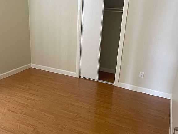 5th image of 1679 E 33rd St #3219