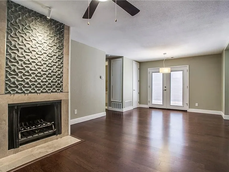 4035 Holland Ave #1 — Photo 12
