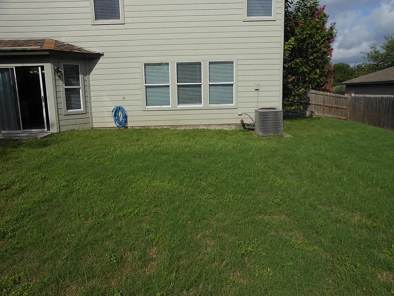 617 San Augustine Blvd — Photo 33