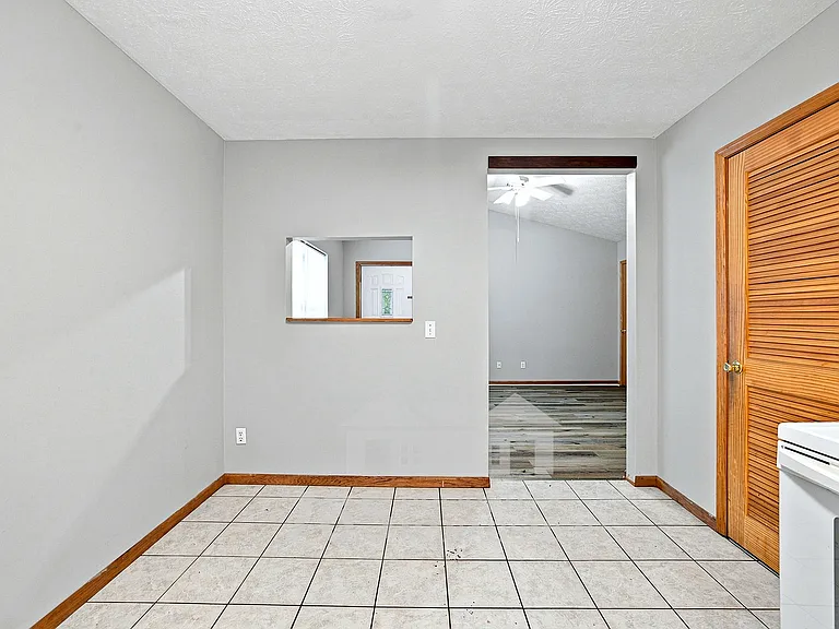 1214 S 3rd St #B — Photo 11