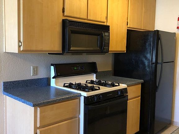 5th image of 1011 San Gabriel Cir Unit 415