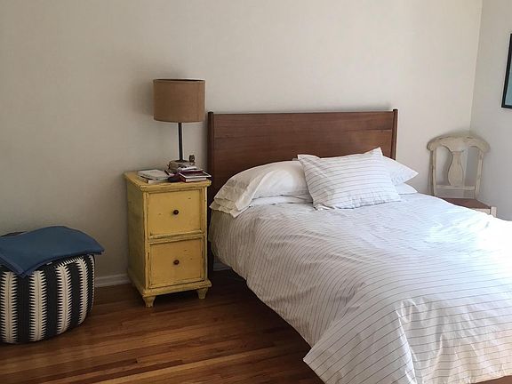5th image of 224 Bicknell Ave APT A