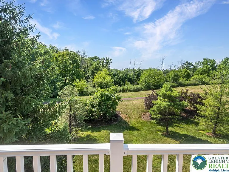 1096 Sparrow Way — Photo 46