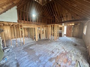 10127 Rocky River Rd, Rock Island, TN 38581