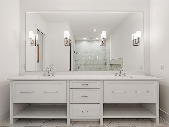 31st image of 925 Weeping Willow Rd #D