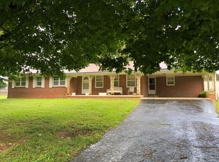 1327 Allen Creek Rd, Burkesville, KY 42717