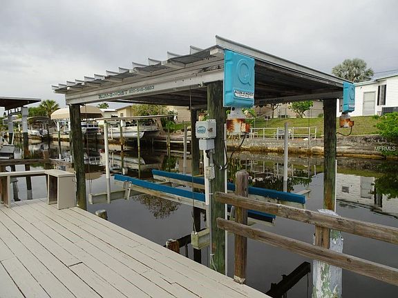 3rd image of 1357 Kingfisher Dr