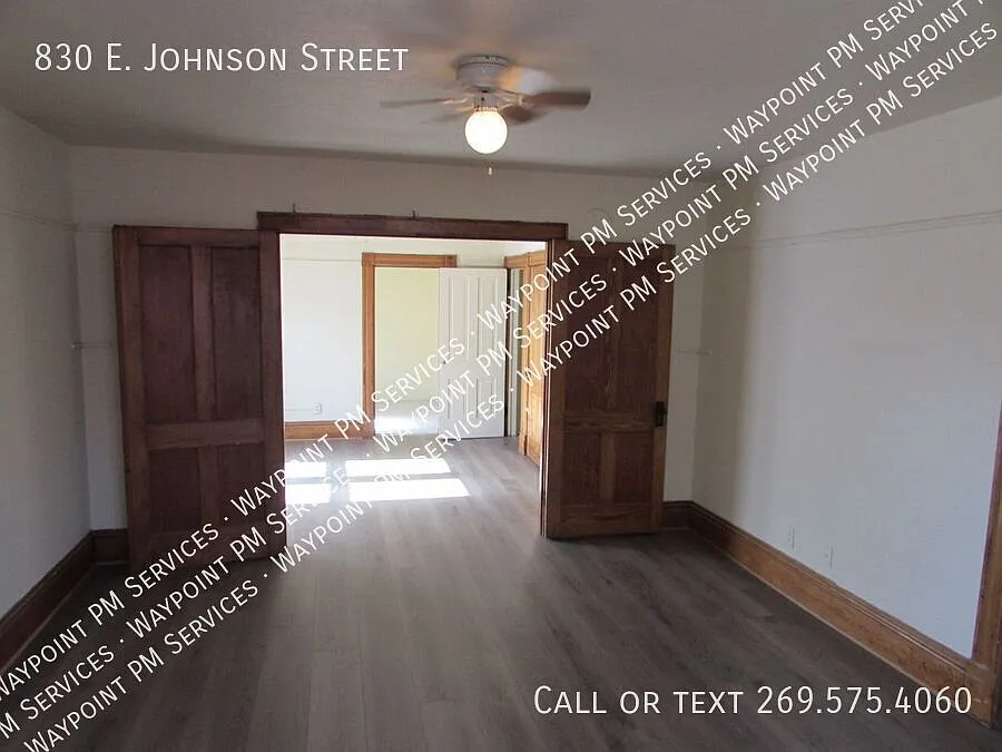 One Month Free! Great Location Near Bustling Near East Side - Available 8/15/2026 — Photo 2