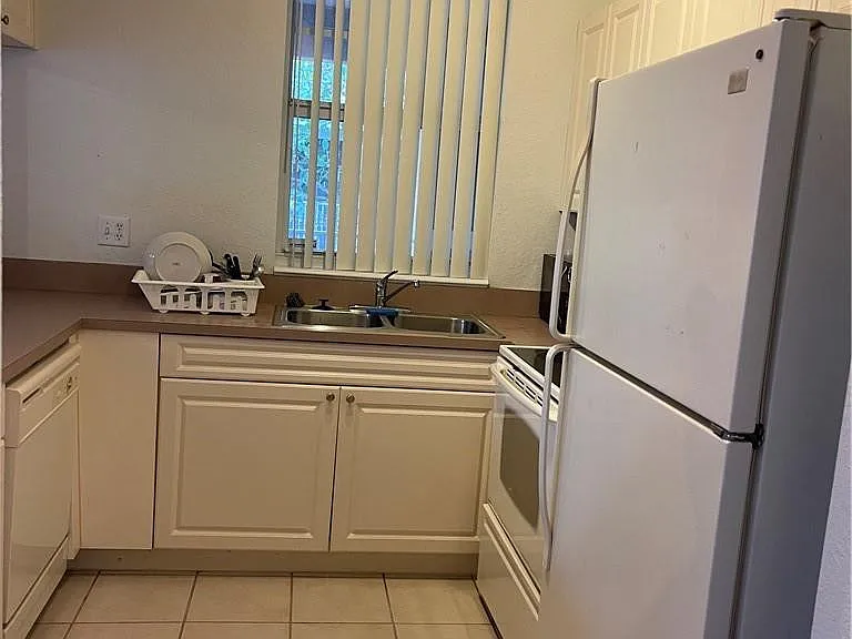 6842 W Sample Rd #6842 — Photo 5