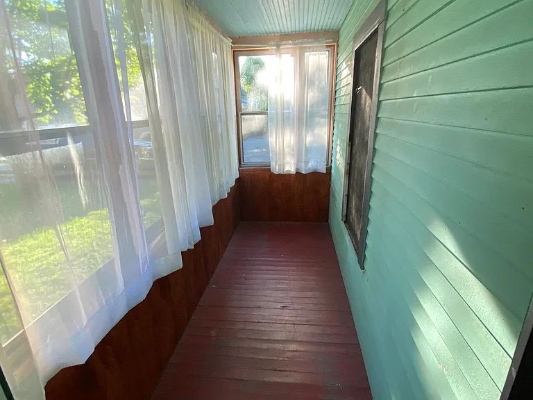 35 Winchester Ct — Photo 15