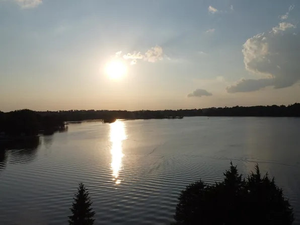W2092 Melmar Dr, Markesan, WI 53946