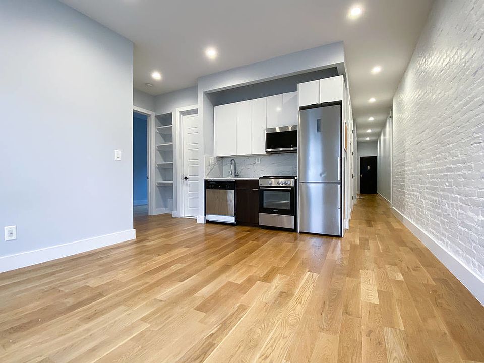 1st image of 471 W 125th St #21A