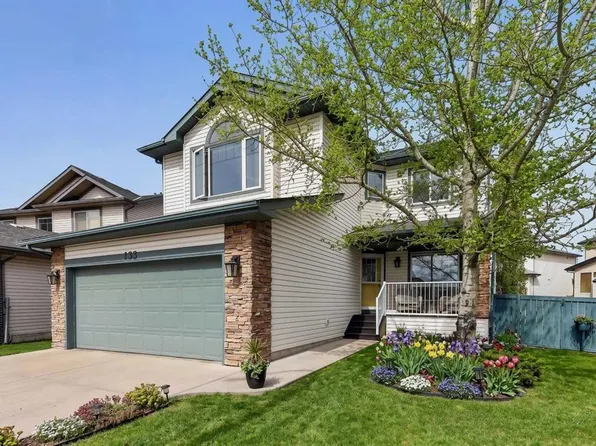 133 SW Cove Ct, Chestermere, AB T1X 1J4