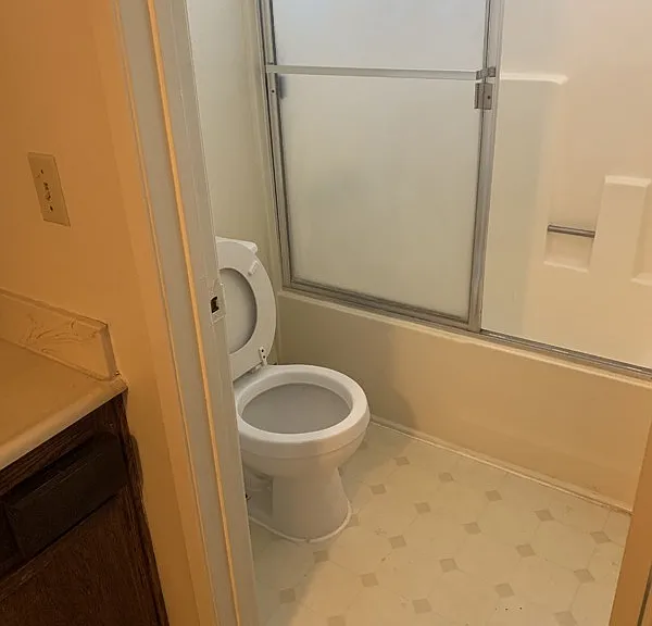 13415 Doty Ave — Photo 42