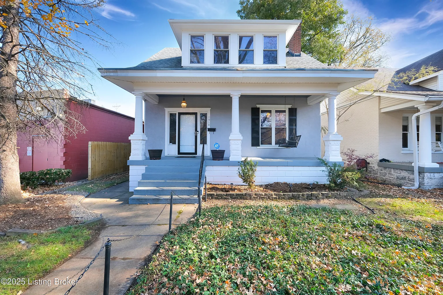 1918 Sils Ave photo 1