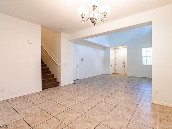 4th image of 7915 Dell Ridge Ave