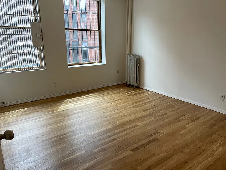 248 W 14th St #4 — Photo 5