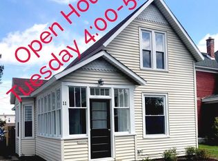 11 W 17th St, Holland, MI 49423