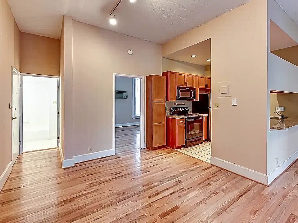 Spacious Kitchen
