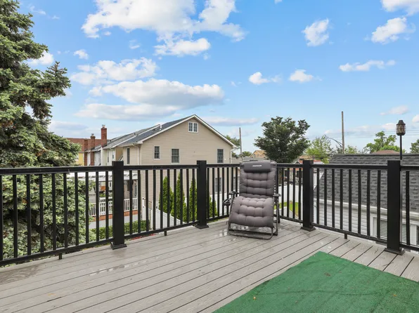 3215 Randall Avenue image 5 of 21