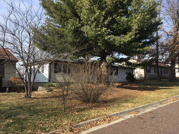2nd image of 2009 Garnet Dr