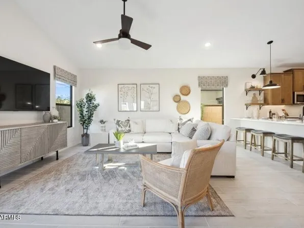 7964 W SANDS Road NW, Glendale, AZ 85303