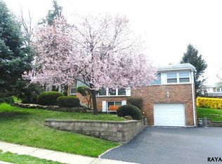 2466 Auburn Rd, York, PA 17402