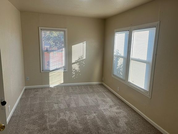 Over sized bedroom with walk in closet