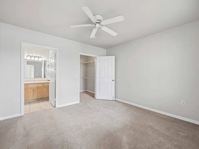 1025 Villagio Cir #208 — Photo 22