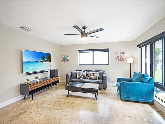 4th image of 260 NE 51st Court