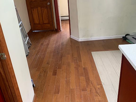 2nd image of 626 Pine St #1