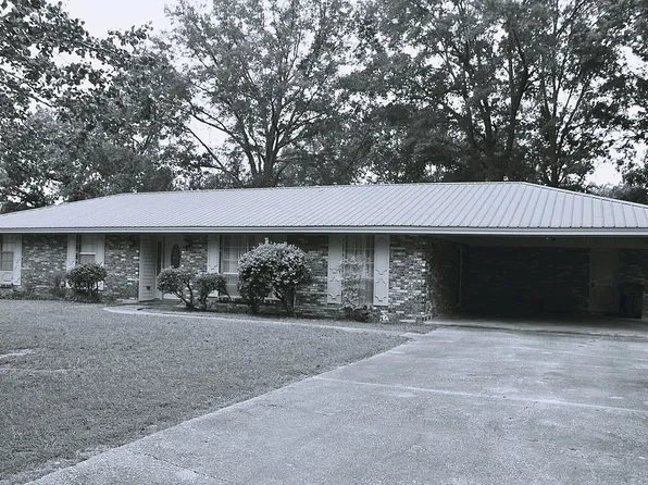 7391 Pineridge Dr, Meridian, MS 39305