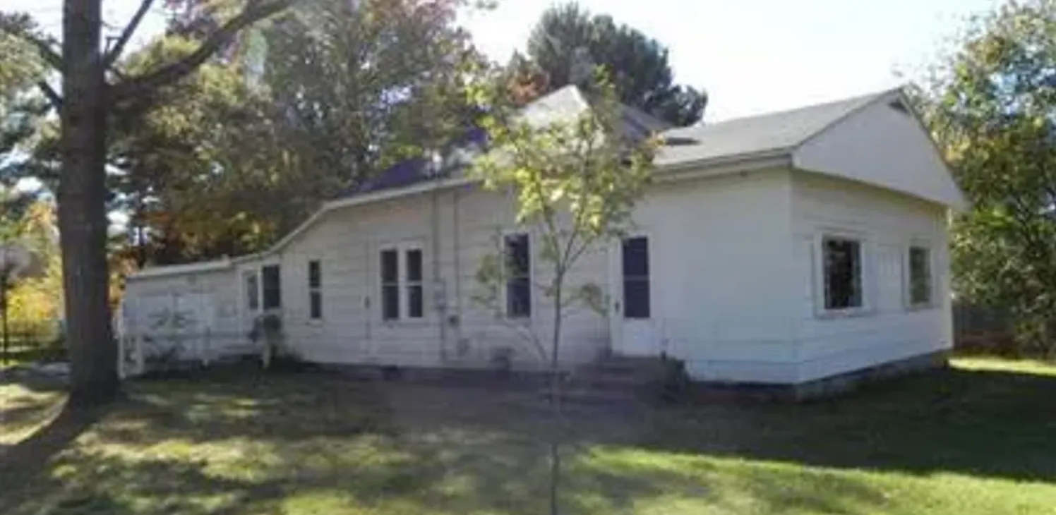 3 bed, 1188 sqft, $1,500 — Photo 2