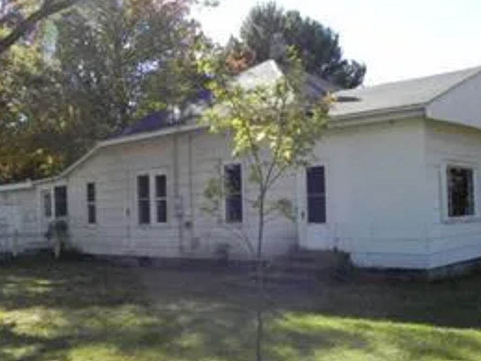2nd image of 5537 Dowling St