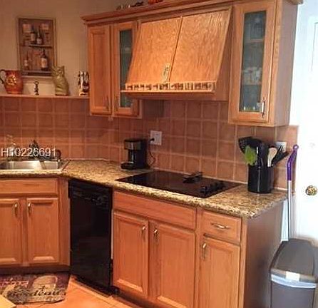 3rd image of 1408 Brickell Bay Dr APT 1014