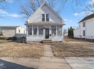 360 N Prairie Ave, Bradley, IL 60915