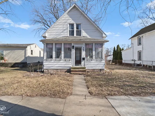 360 N Prairie Ave, Bradley, IL 60915