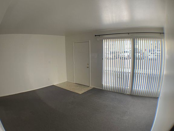 4th image of 3122 N Monte Vista Dr #22