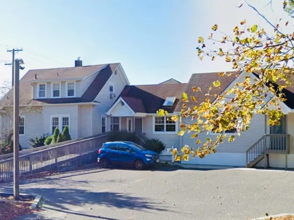 207 Shore Rd, Somers Point, NJ 08244