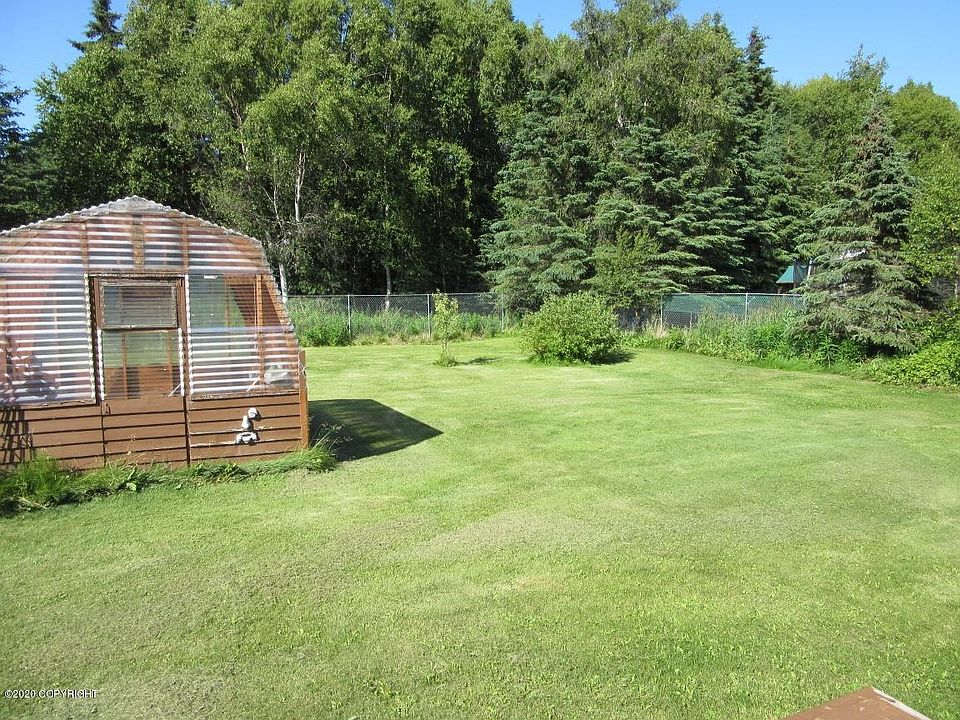 2nd image of 1810 Julie Anna Dr