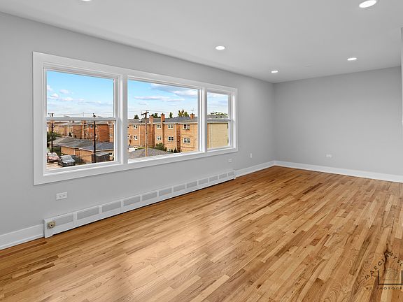 4th image of 3033 Paris Ave APT 303