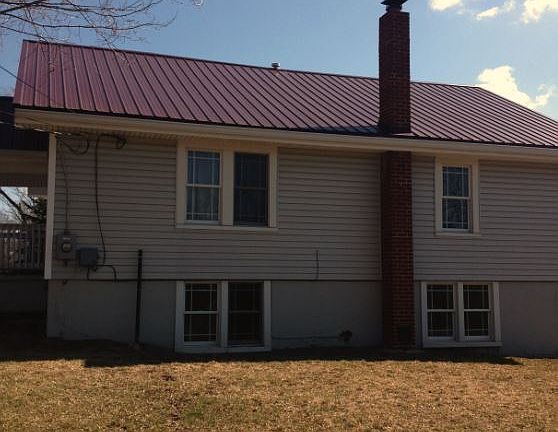 3rd image of 1341 W Country Club Dr