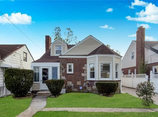 138 Windsor Parkway, Hempstead, NY 11550