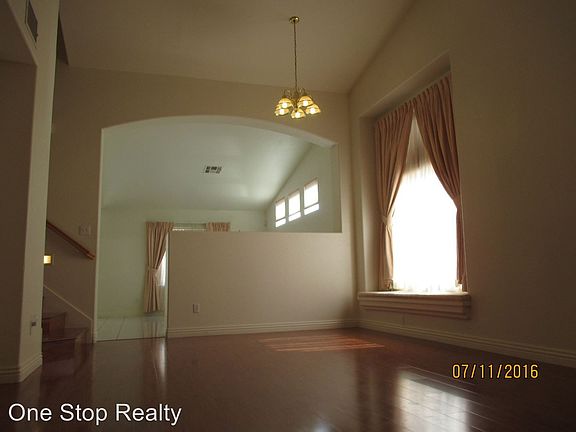 5th image of 8122 Dinsmore Dr