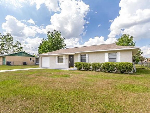 3rd image of 4097 Willow South Dr