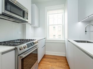 26 Forest St #21, Cambridge, MA 02140
