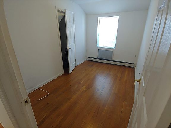 4th image of 61-32 162nd St Floor 2