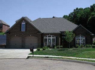 9230 Scots Pine Ln, Knoxville, TN 37922